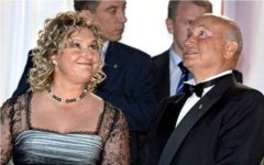 Елена Батурина и Юрий Лужков. Фото с сайта etoday.ru