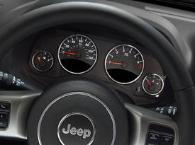 Jeep Compass (2011). Рулевое колесо. Фото Jeep Jeep Compass (2011). Рулевое колесо. Фото Jeep