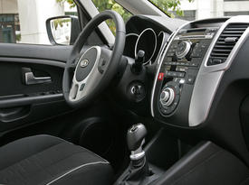 Kia Venga. Салон. Фото Kia Kia Venga. Салон. Фото Kia