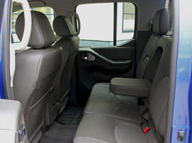 Nissan Navara. Фото 5 Auto.km.ru Nissan Navara. Фото 5 Auto.km.ru