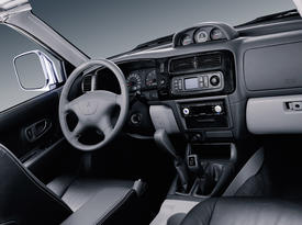 Mitsubishi Pajero Sport (2005-2007). Салон Mitsubishi Pajero Sport (2005-2007). Салон