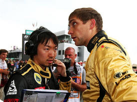 Виталий Петров, команда Lotus Renault GP Виталий Петров, команда Lotus Renault GP