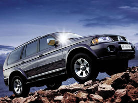 Mitsubishi Pajero Sport (2005-2007). Вид сбоку Mitsubishi Pajero Sport (2005-2007). Вид сбоку