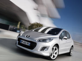 Peugeot 308 (2012). Перед-бок Peugeot 308 (2012). Перед-бок