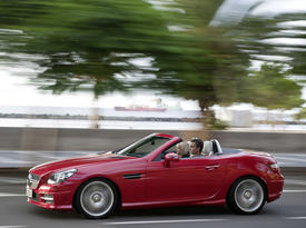 Mercedes SLK Class. Вид сбоку