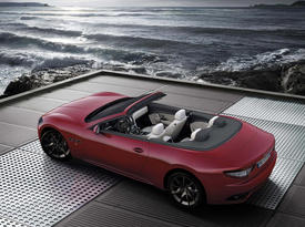 Maserati GranCabrio Sport. Зад-бок Maserati GranCabrio Sport. Зад-бок