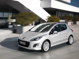Peugeot 308 (2012). Перед-бок Peugeot 308 (2012). Перед-бок