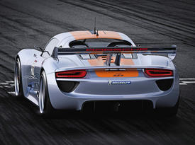 Porsche 918 RSR. Зад-фронт