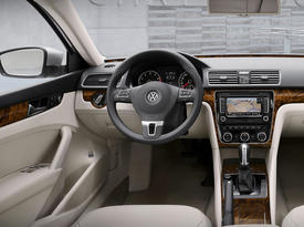 Volkswagen Passat US Version. Руль, передняя панель, центральная консоль Volkswagen Passat US Version. Руль, передняя панель, центральная консоль