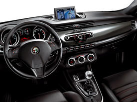 Alfa Romeo Giulietta салон. Фото Alfa Romeo