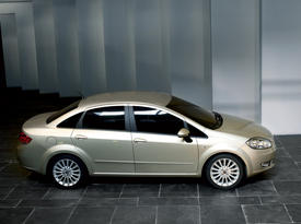 FIAT Linea. Фото 2 FIAT FIAT Linea. Фото 2 FIAT