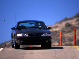 Ford Mustang (1995) Ford Mustang (1995)