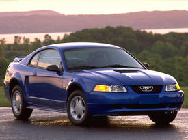 Ford Mustang (1999) Ford Mustang (1999)