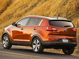 Kia Sportage. Вид сзади. Фото Kia Kia Sportage. Вид сзади. Фото Kia