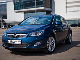 Тест-драйв Opel Astra. Фото 3 Auto.km.ru