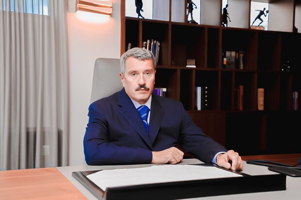 Дмитрий Доев, Группа «ВИС»