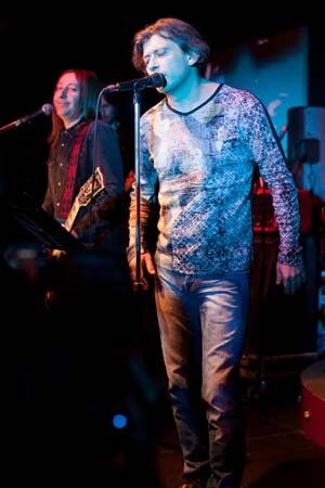 Gallery «Нечетный воин 2.5» «БИ-2» отвлек Василия Шумова от низкопробной эстрады