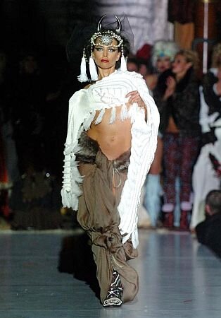 Gallery Киркорову досталась беременная невеста