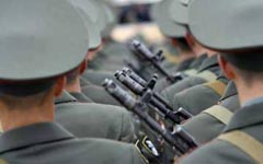 Эксперименты Минобороны оставили военных без зарплаты Эксперименты Минобороны оставили военных без зарплаты