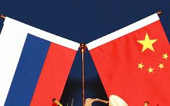 Флаги России и Китая Флаги России и Китая