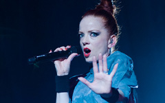 Солистка Garbage