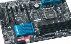 Gigabyte Z77X-UD3H Gigabyte Z77X-UD3H