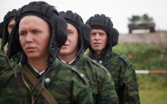 Солдаты © KM.RU Солдаты © KM.RU