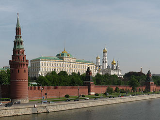 Московский Кремль. Фото с сайта wikipedia.org Московский Кремль. Фото с сайта wikipedia.org