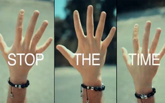 Кадр из клипа «Stop The Time». Скриншот с YouTube Кадр из клипа «Stop The Time». Скриншот с YouTube