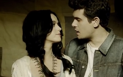 Кадр из клипа «Who You Love». Скриншот с YouTube Кадр из клипа «Who You Love». Скриншот с YouTube