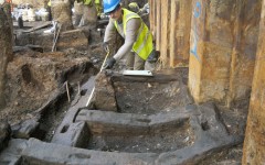 Деревянное основание здания. Фото с сайта museumoflondonarchaeology.org.uk Деревянное основание здания. Фото с сайта museumoflondonarchaeology.org.uk