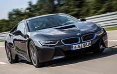 BMW i8. Фото BMW