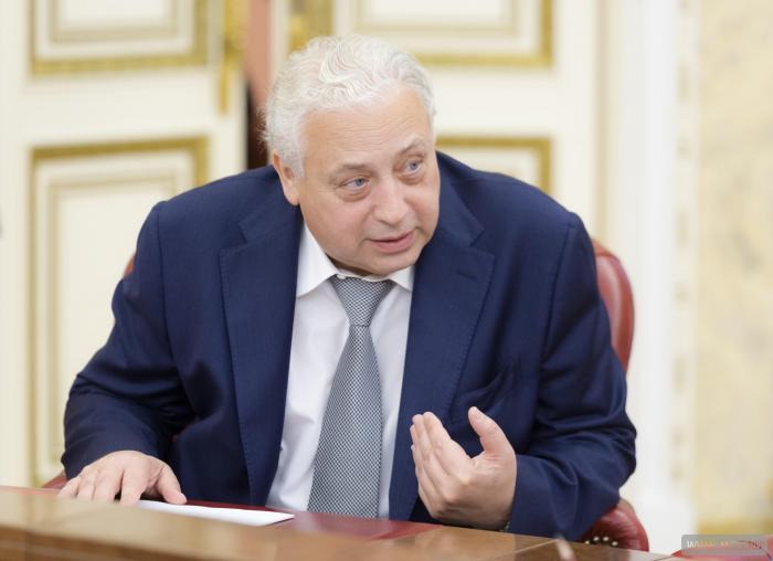 Заместитель Мэра Москвы в Правительстве Москвы по вопросам социального развития Л.Печатников. Фото с сайта photo.mos.ru