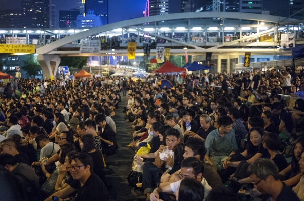 Сторонники протестного движения Occupy Central на митинге в районе Admiralty в Гонконге © РИА Новости, Валерий Мельников