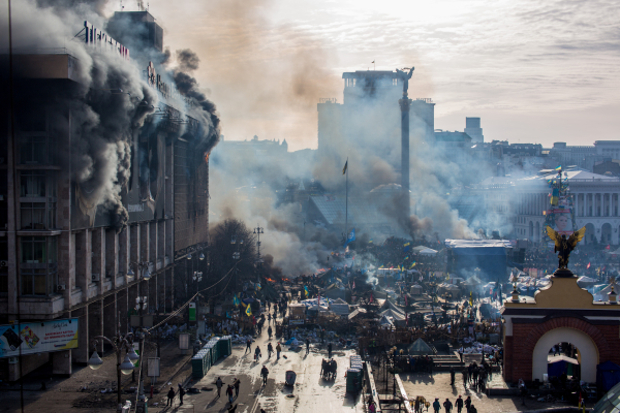 Ситуация в центре Киева 19 февраля © РИА Новости, Андрей Стенин Ситуация в центре Киева 19 февраля © РИА Новости, Андрей Стенин