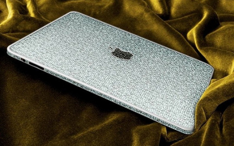 iPad от Camael Diamonds. Фото с сайта hardnsoft.ru iPad от Camael Diamonds. Фото с сайта hardnsoft.ru