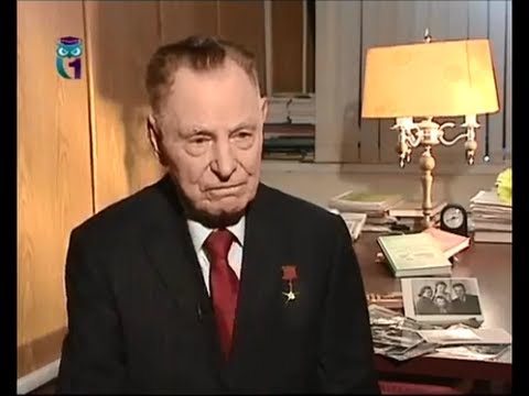 Александр Ежевский. Стоп-кадр видео с Youtube