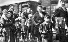 Беженцы-фольксдойче. 1945 год. Фото с сайта ru.wikipedia.org