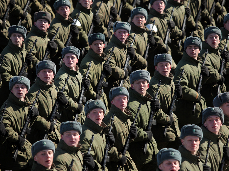 © KM.RU, Кирилл Зыков Репетиция парада Победы 2012 © KM.RU, Кирилл Зыков