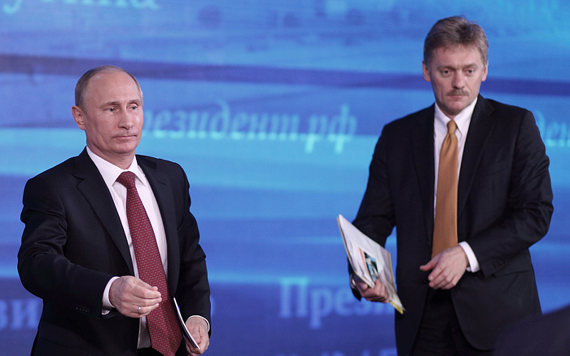 Владимир Путин и Дмитрий Песков © KM.RU, Алексей Белкин Владимир Путин и Дмитрий Песков © KM.RU, Алексей Белкин
