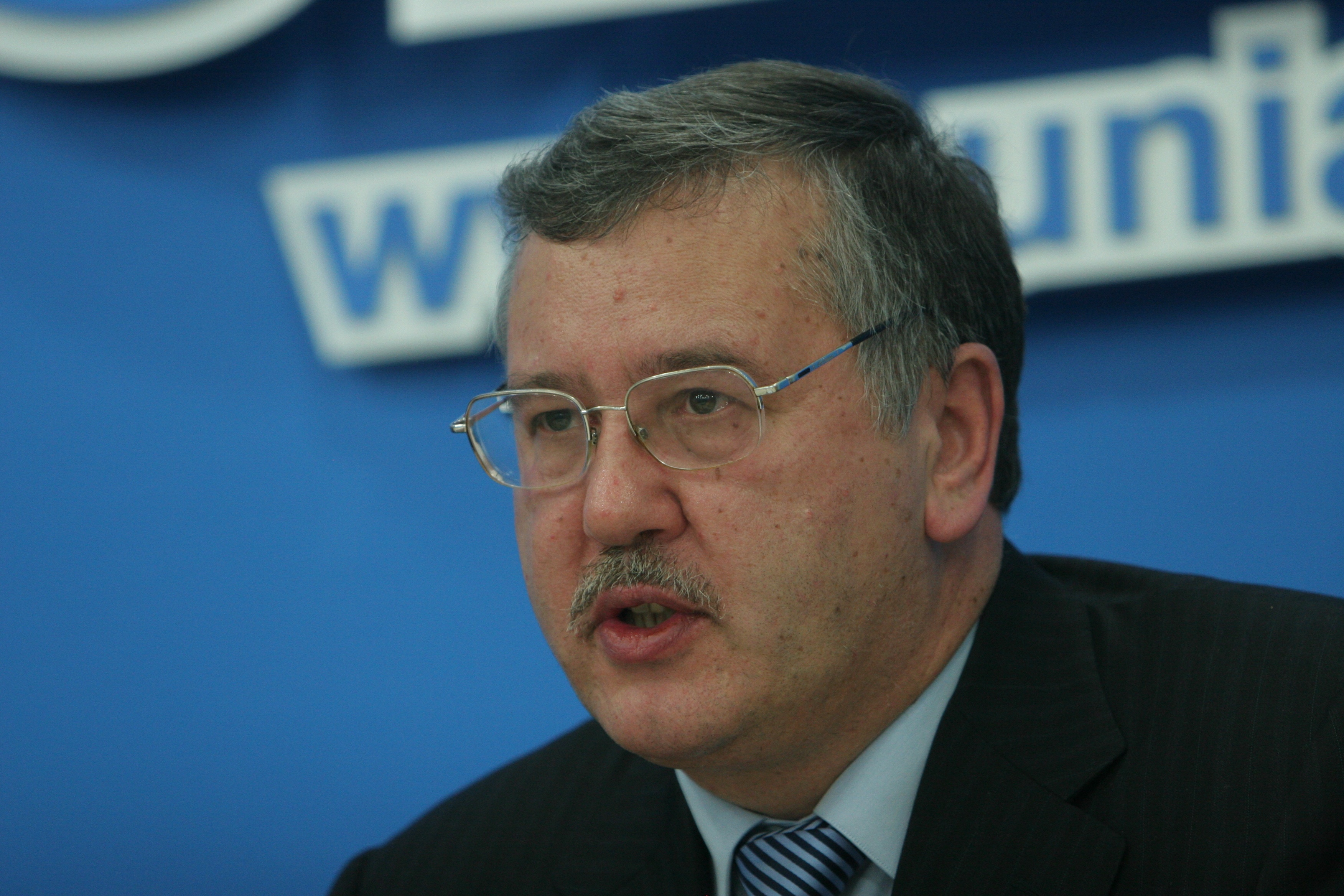 Анатолий Гриценко. Фото с сайта ukrnews24.com