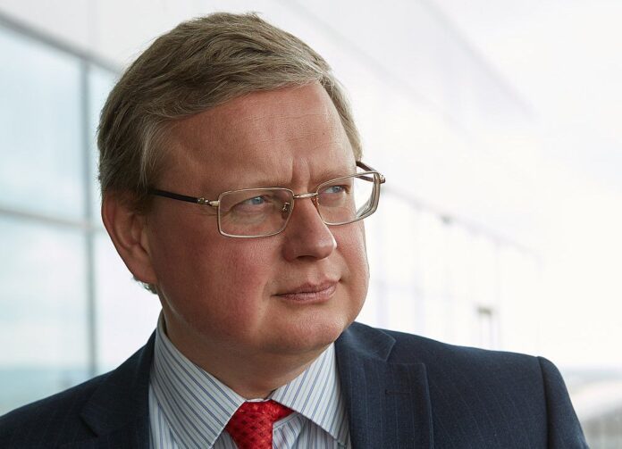 Михаил Делягин. Фото с сайта izborsk-club.ru Михаил Делягин: «Одичалое государство представляет реальную цифровую угрозу»