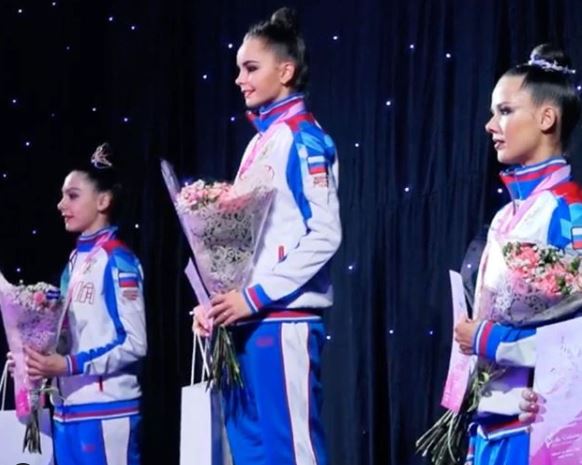 Российские гимнастки Арина Аверина, Лала Крамаренко, Екатерина Селезнева.Фото: rgymrussia / Instagram