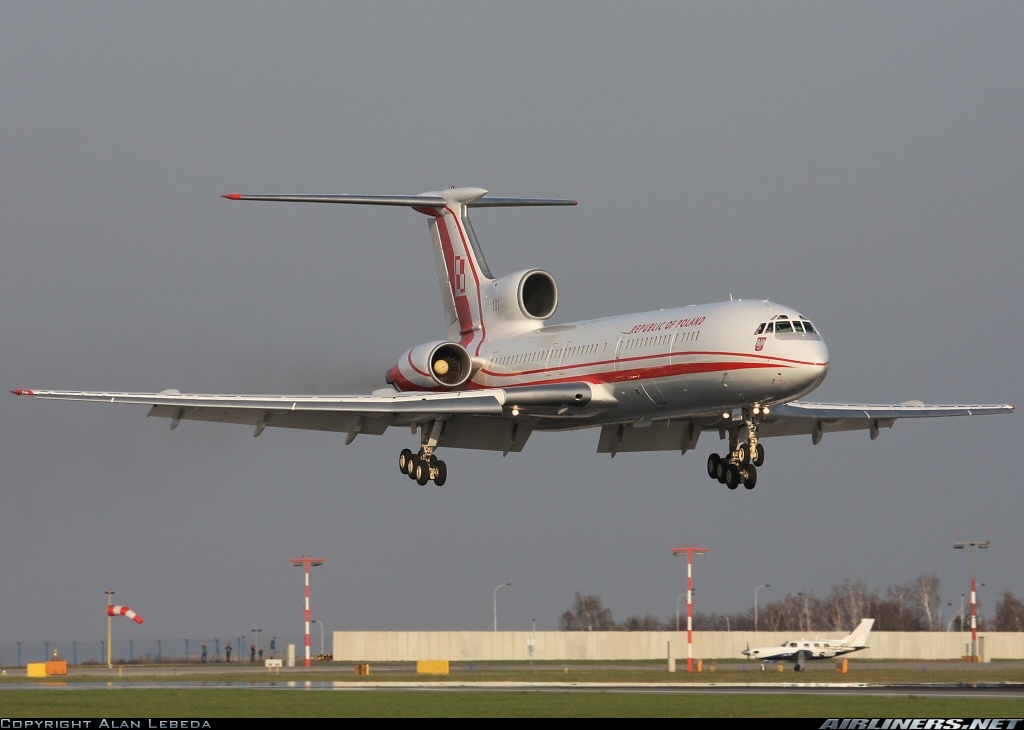 Разбившийся самолёт за 39 часов до катастрофы. Фото Alan Lebeda с сайта airliners.net
