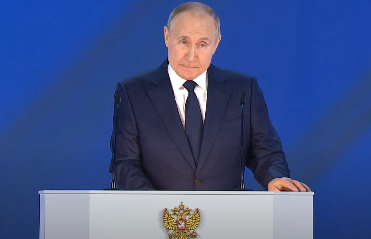 Стоп-кадр из видеотрансляции Владимир Путин