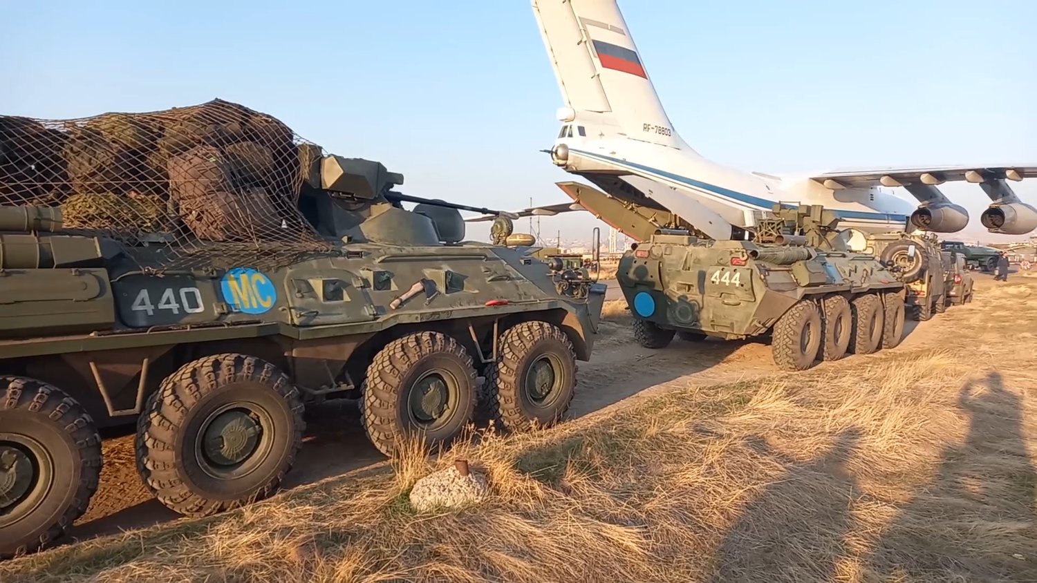 Стоп-кадр из видео Министерства обороны РФ © KM.RU
