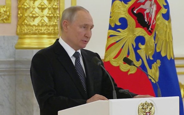 Стоп-кадр из видеотрансляции на сайте Kremlin.ru