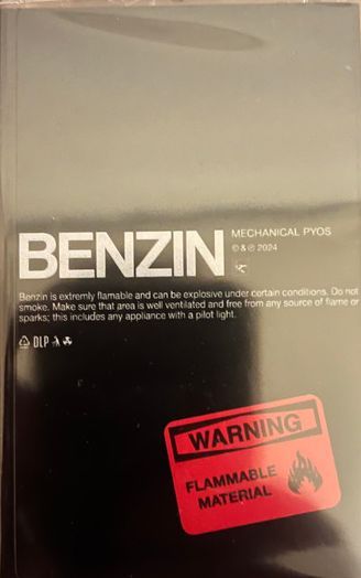 Обложка альбома. Предоставлена издателем Механический пес (Дельфин) «Benzin» (компакт-кассета)