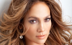 Дженнифер Лопес. Фото с сайта jenniferlopez.com Дженнифер Лопес. Фото с сайта jenniferlopez.com