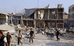 Последствия бомежек в Сирии. Фото с сайта samashadi.blogspot.com Последствия бомежек в Сирии. Фото с сайта samashadi.blogspot.com